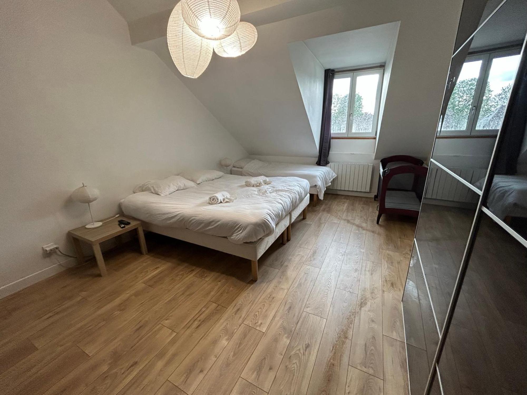 Duplex Cosy Flat - Hyper-Centre Senlis Lägenhet Senlis  Exteriör bild